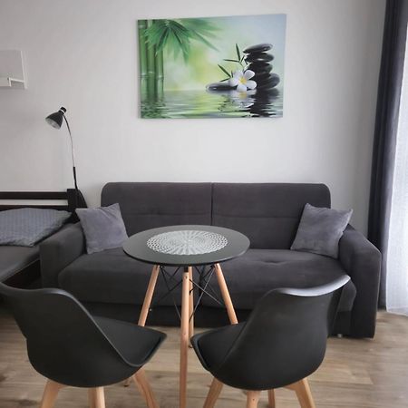Apartment Klimka With Balcony, Free Wifi And Free Parking Bratislava Exteriör bild