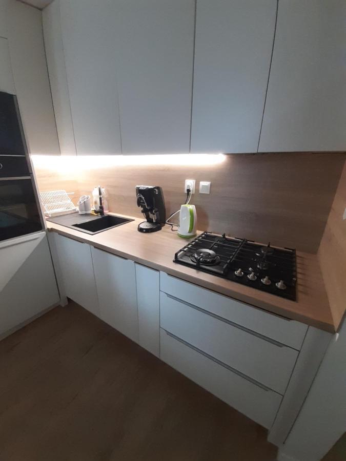 Apartment Klimka With Balcony, Free Wifi And Free Parking Bratislava Exteriör bild